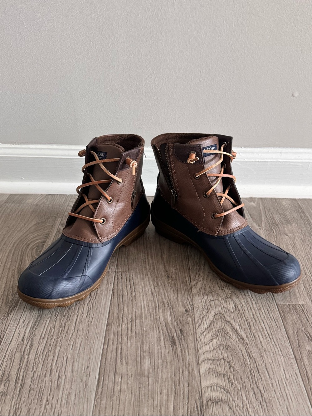 Sperry Navy and Brown Waterproof Lace-Up Duck Boots